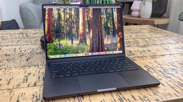 Is MacBook Pro screen 4k?